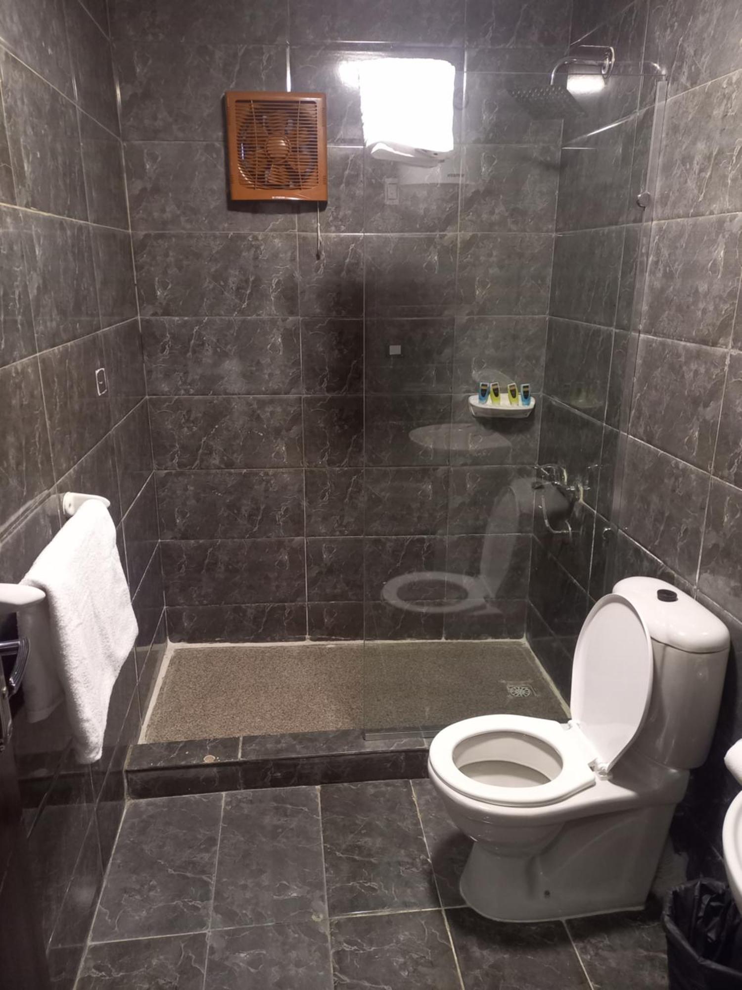 Basha Pyramids Inn Kafret el-Gabal エクステリア 写真